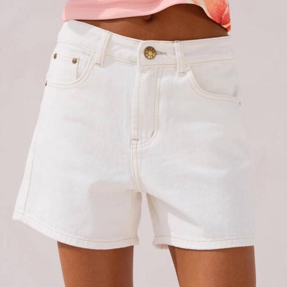 Unbranded Women's White and Cream Shorts